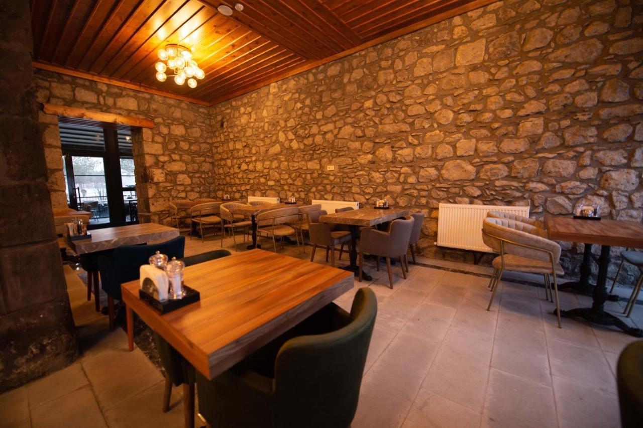Ahiska Palas Otel Kars Exterior foto